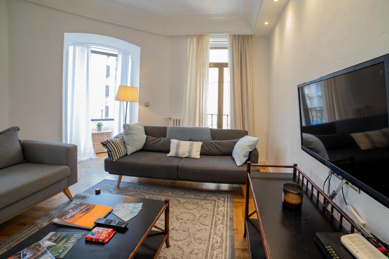 La Concha Cozy Balcony Apartment By Cisan Rentals Σαν Σεμπαστιάν Εξωτερικό φωτογραφία